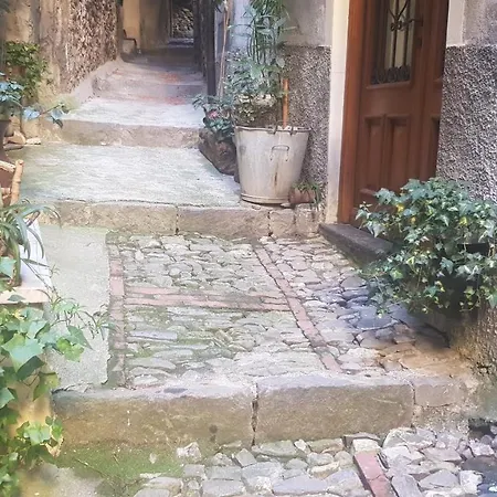 La Casa Blu Di Vezzargo * Badalucco