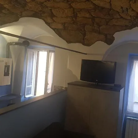 Apartment La Casa Blu Di Vezzargo Badalucco