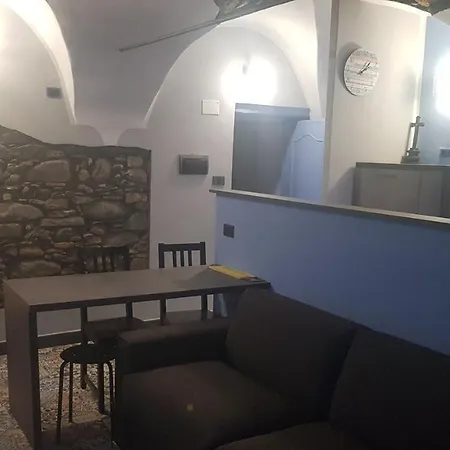 La Casa Blu Di Vezzargo Apartment